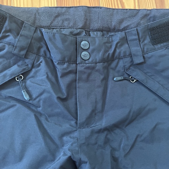 Women’s size M black north face ski/snow pants - Picture 2 of 6